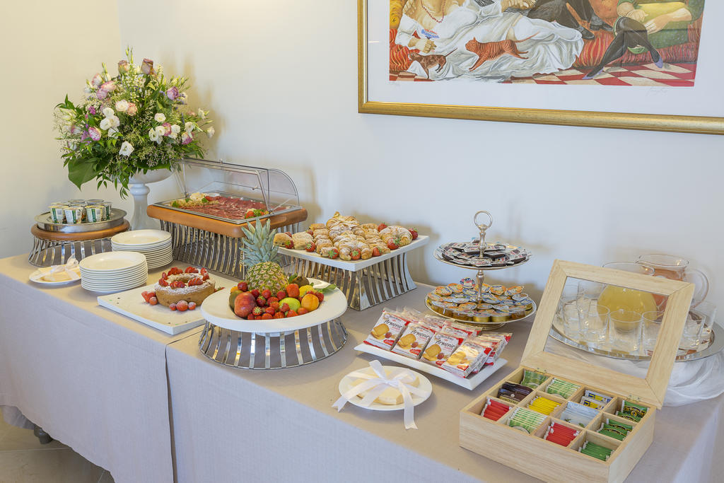 Casale Santa Maria Country House Mosciano SantʼAngelo Екстериор снимка